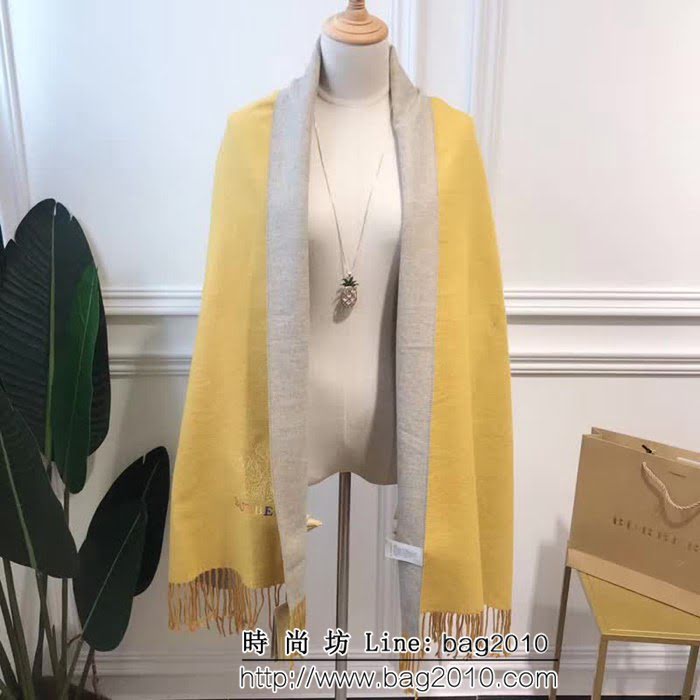 BURBERRY巴寶莉 2018新款 雙色雙面彩色刺繡羊絨圍巾 LLWJ6269